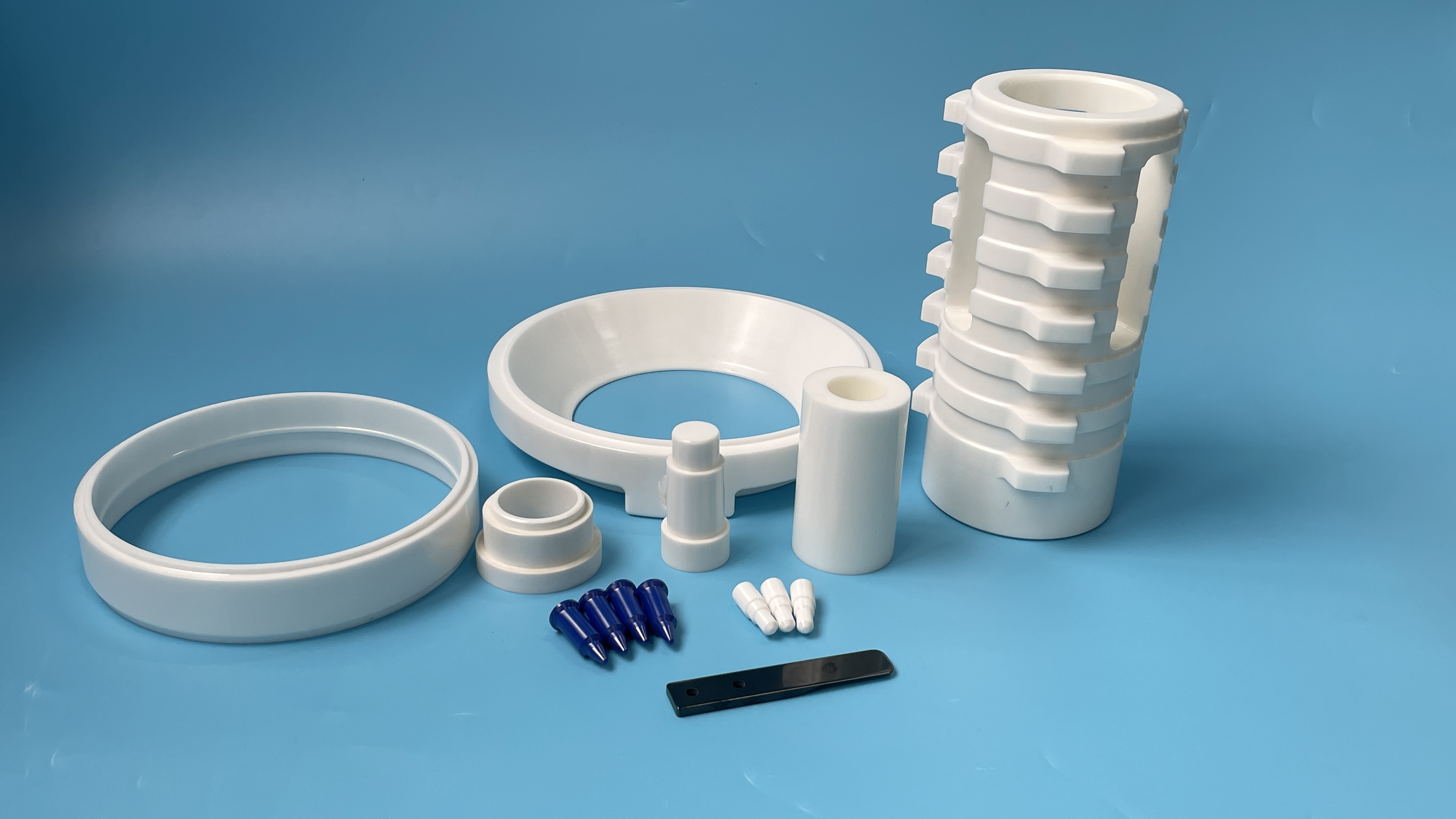 工業(yè)陶瓷如何助力新能源汽車“輕裝上陣”？